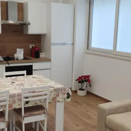 Dimora Gassi White *